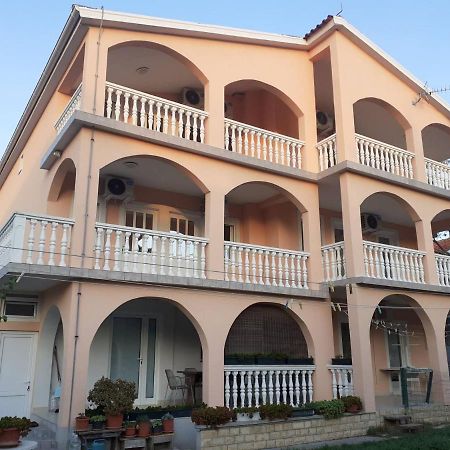 Apartments Dujlovic Privlaka  Bagian luar foto