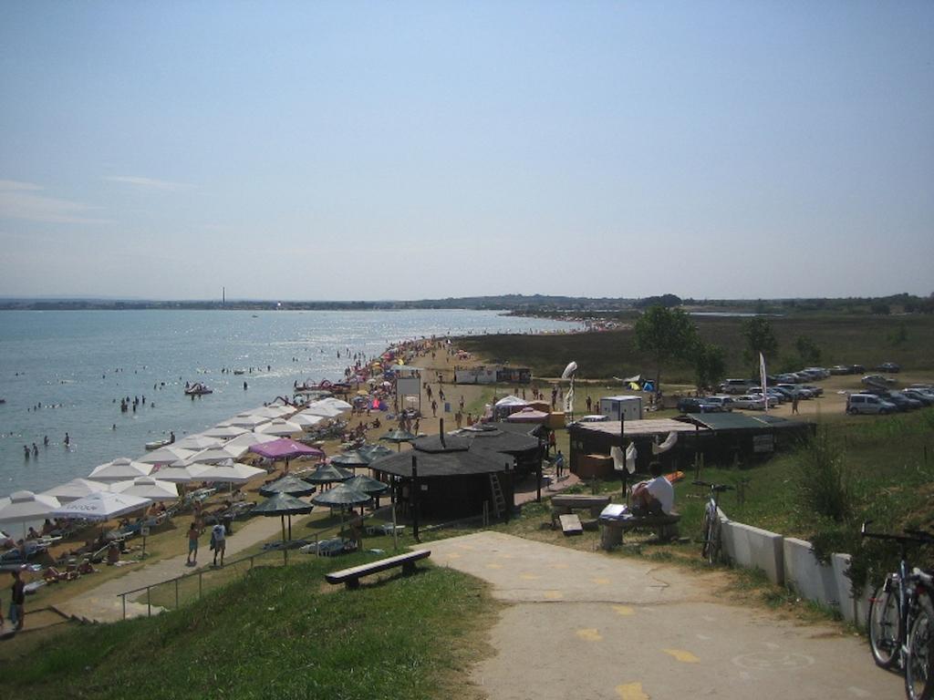 Apartments Dujlovic Privlaka  Bagian luar foto